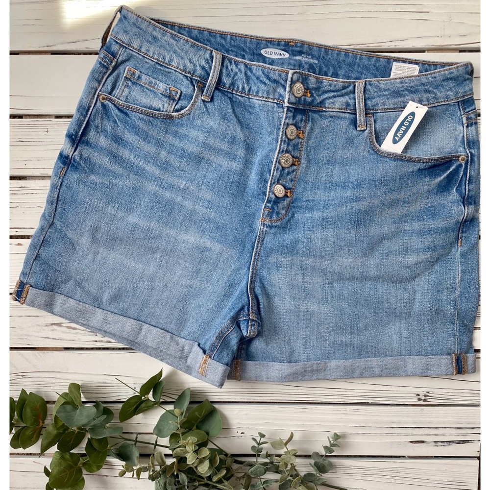 NWT Button Up Denim Shorts